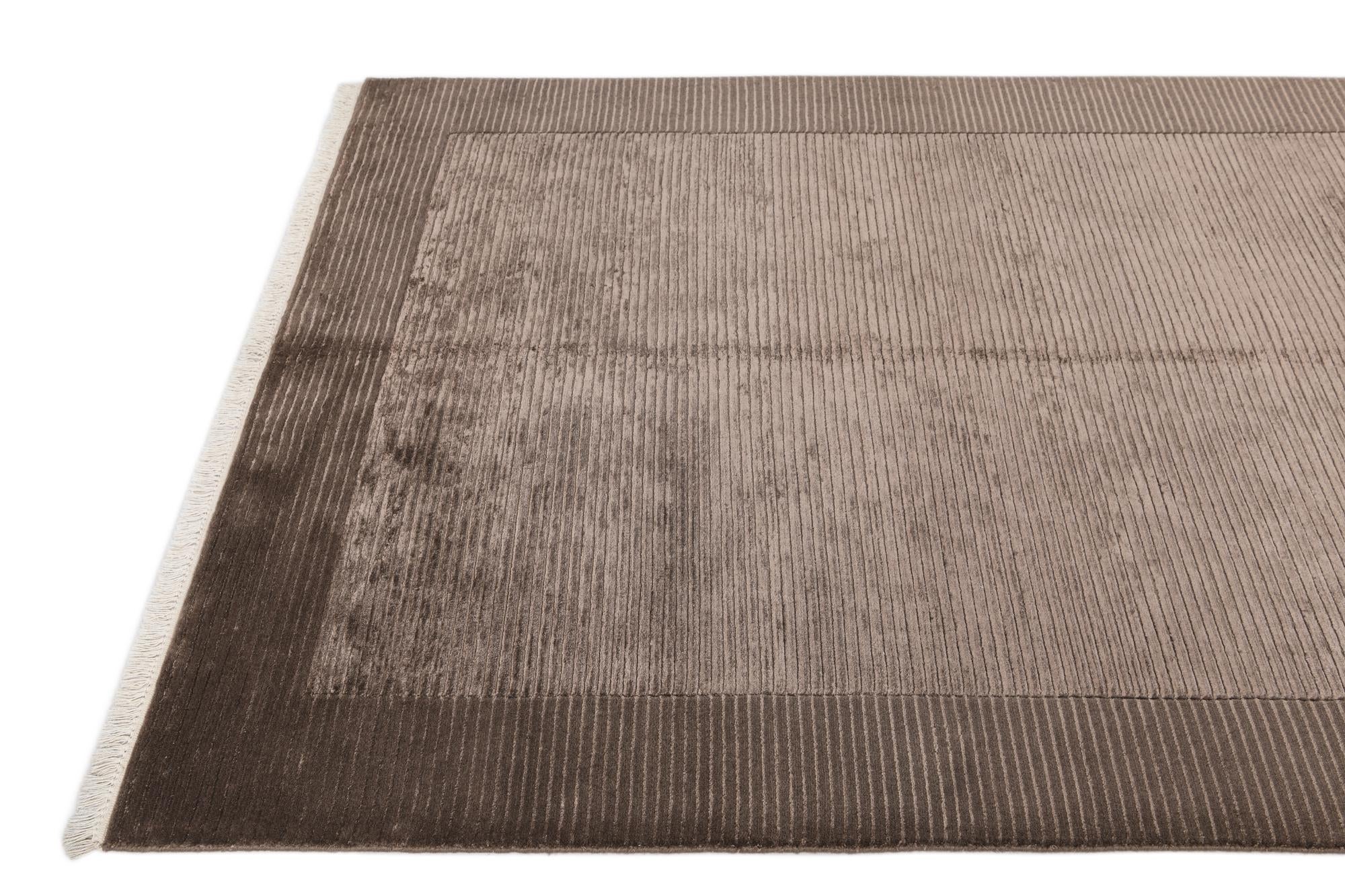 4' 11 x 6' 7 Hand Knotted Darya Wool Rug