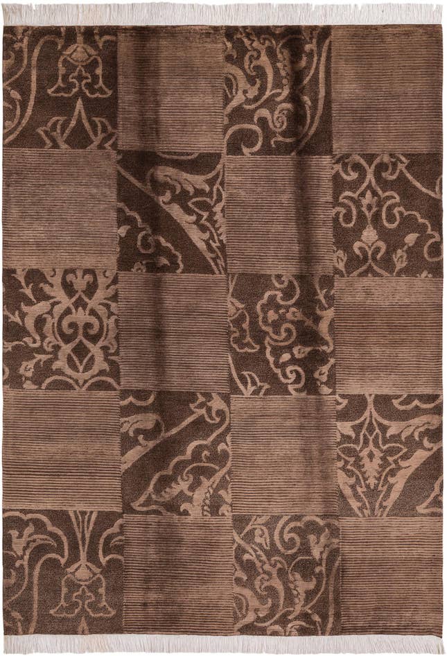 Detail image of 5' 9 x 7' 10 Hand Knotted Darya Wool Rug