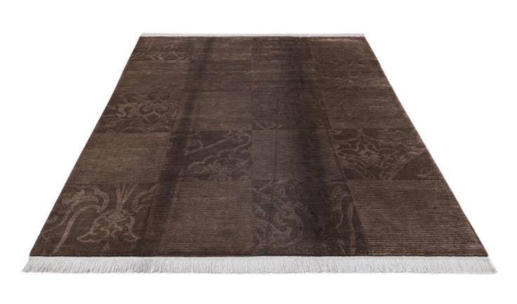 Detail image of 5' 9 x 8' Hand Knotted Darya Wool Rug