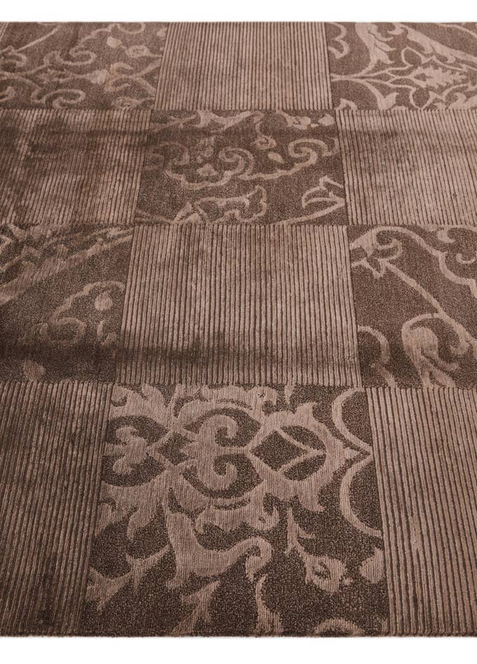 Detail image of 5' 9 x 8' Hand Knotted Darya Wool Rug