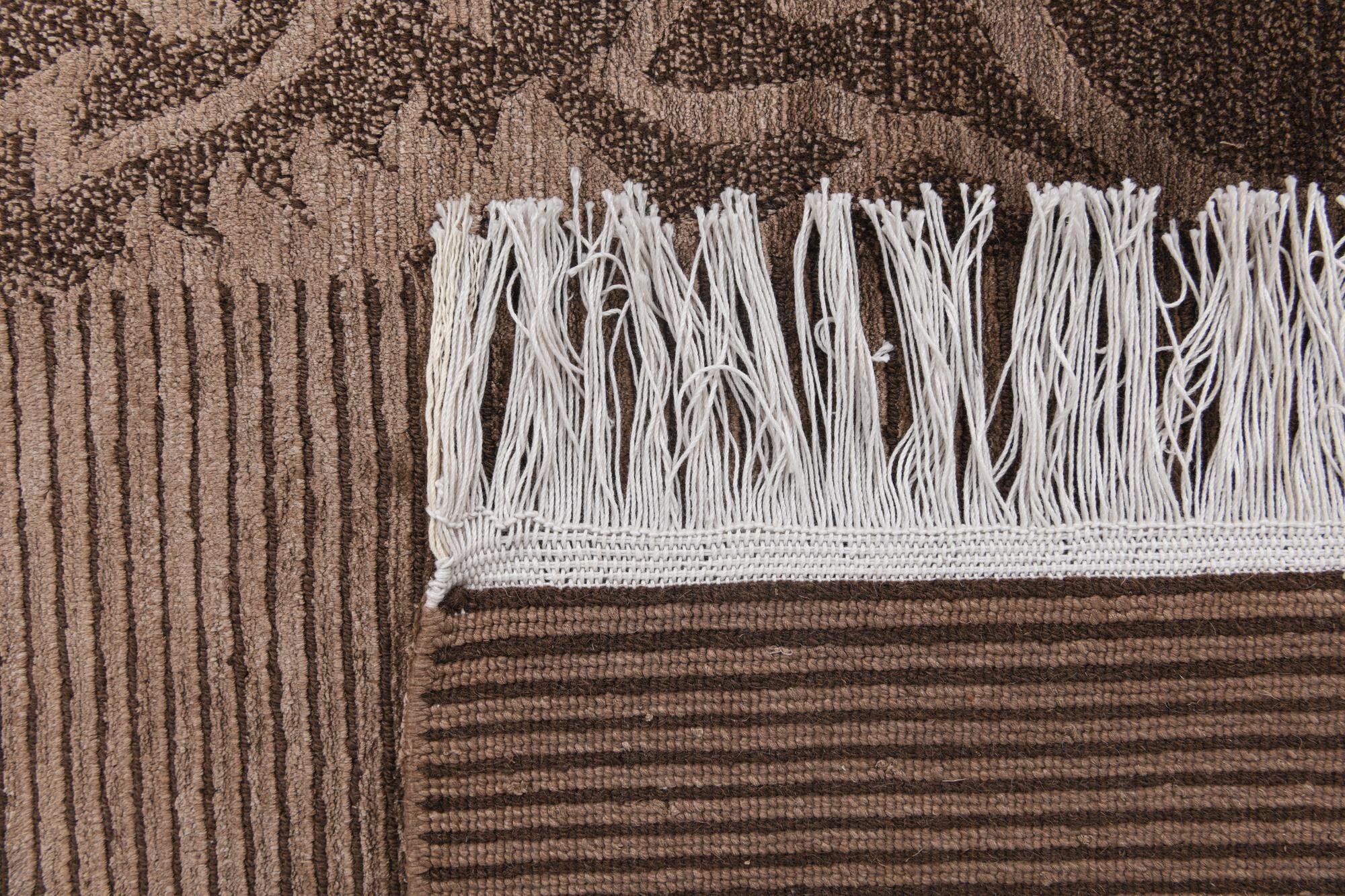 5' 9 x 8' Hand Knotted Darya Wool Rug