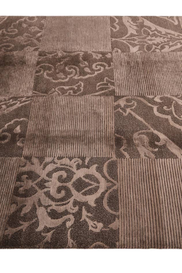 Detail image of 5' 10 x 8' 4 Hand Knotted Darya Wool Rug