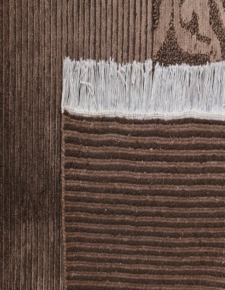 Detail image of 5' 10 x 8' 4  Hand Knotted Darya Wool Rug