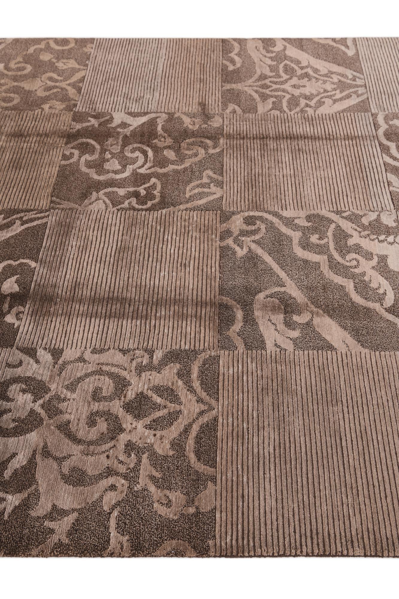 5' 9 x 8' Hand Knotted Darya Wool Rug