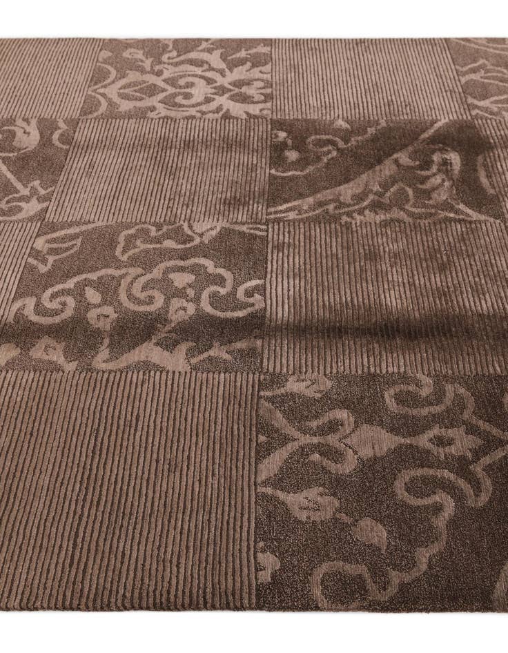 Detail image of 5' 8 x 8'  Hand Knotted Darya Wool Rug