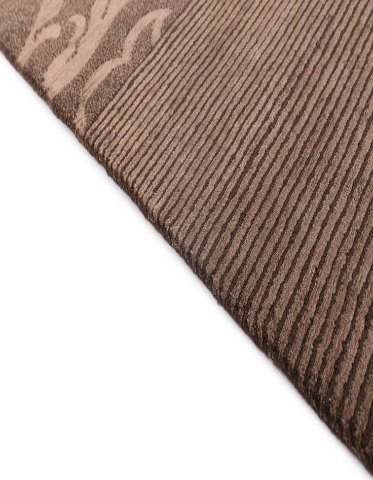 Detail image of 5' 8 x 8'  Hand Knotted Darya Wool Rug