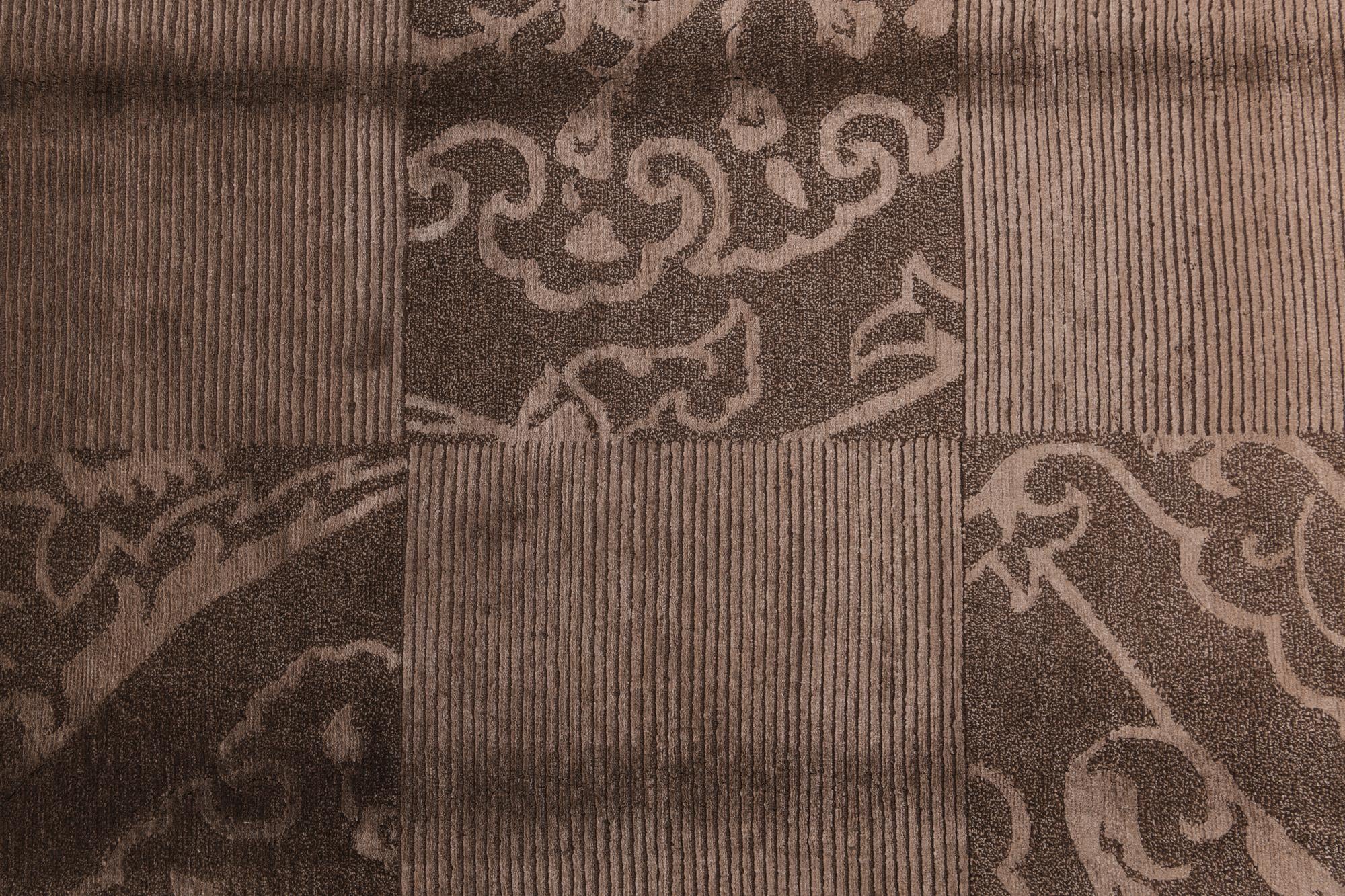 5' 8 x 8' Hand Knotted Darya Wool Rug