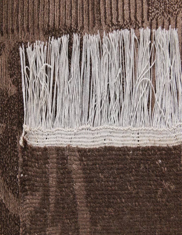 Detail image of 5' 8 x 8'  Hand Knotted Darya Wool Rug
