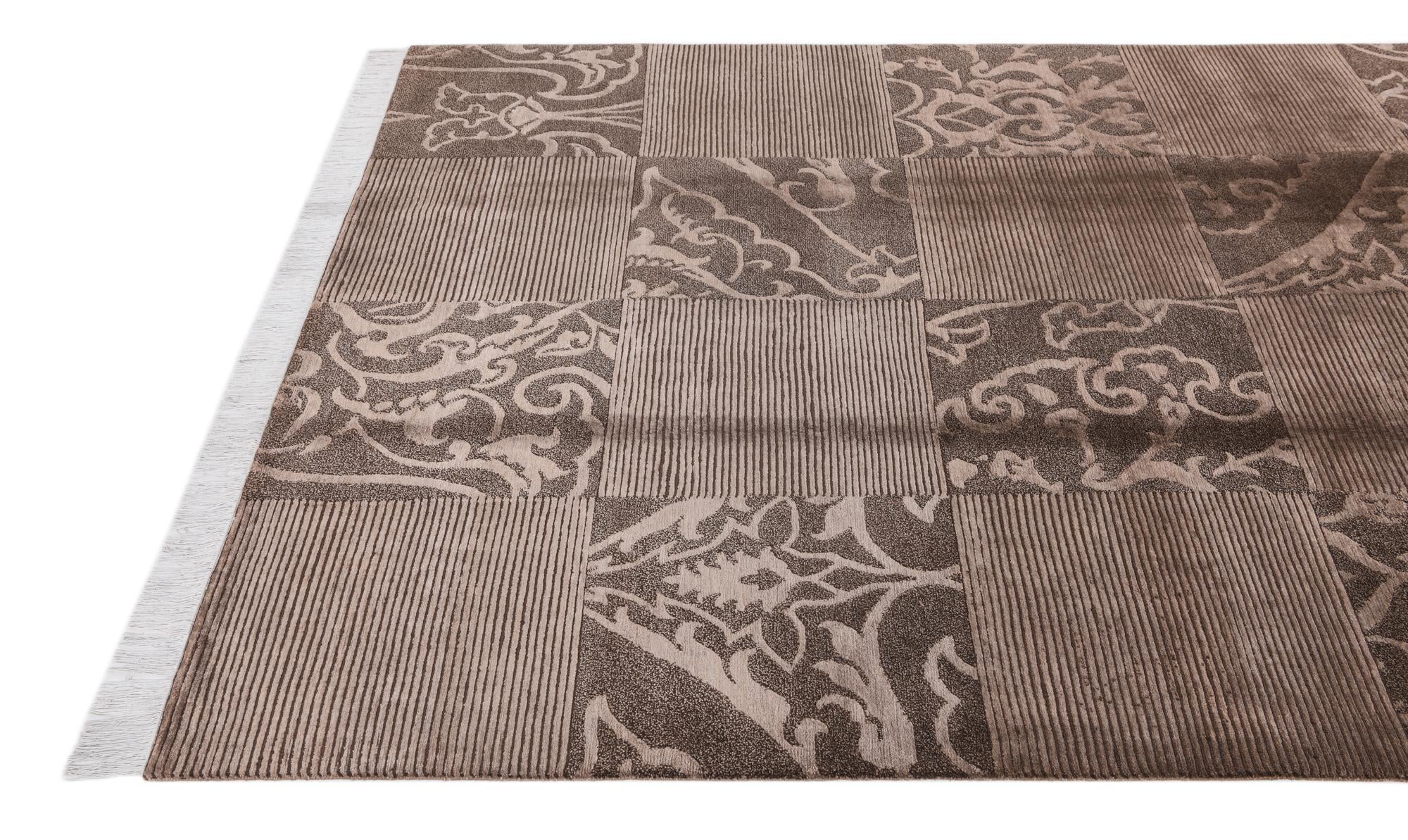 5' 9 x 8' 1 Hand Knotted Darya Wool Rug