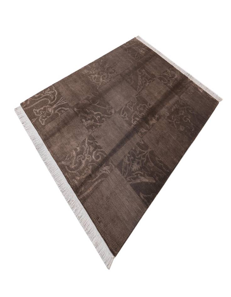 Detail image of 5' 9 x 8'  Hand Knotted Darya Wool Rug