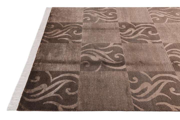 5' 8 x 8' Hand Knotted Darya Wool Rug