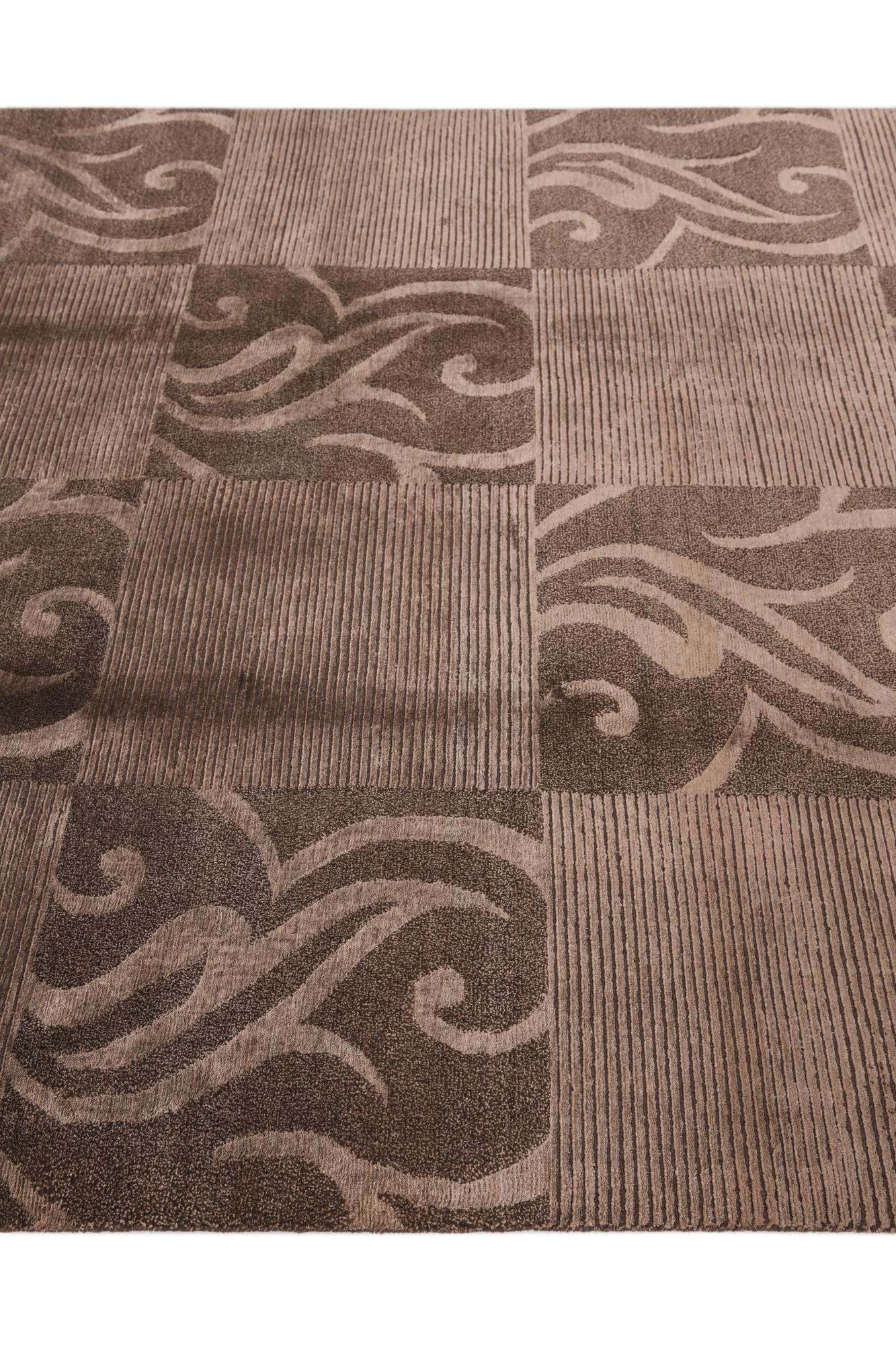 5' 8 x 8' Hand Knotted Darya Wool Rug