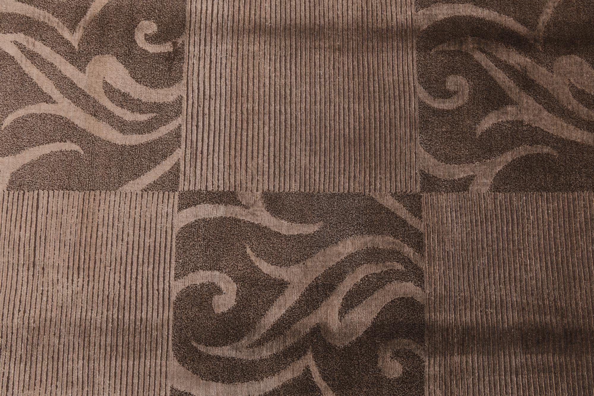 5' 8 x 8' Hand Knotted Darya Wool Rug