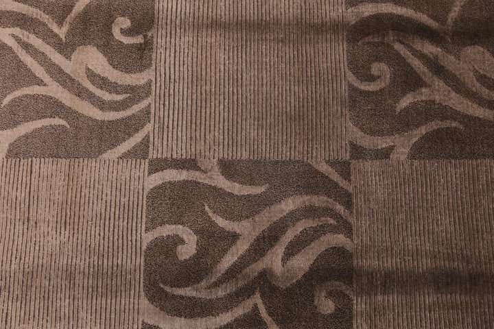 5' 8 x 8' Hand Knotted Darya Wool Rug