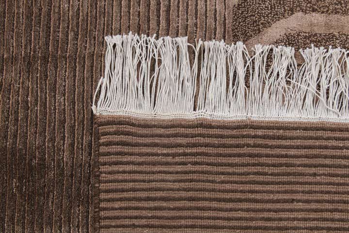 5' 8 x 8' Hand Knotted Darya Wool Rug