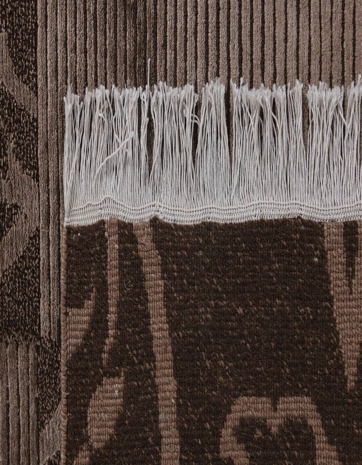 Detail image of 5' 8 x 8'  Hand Knotted Darya Wool Rug