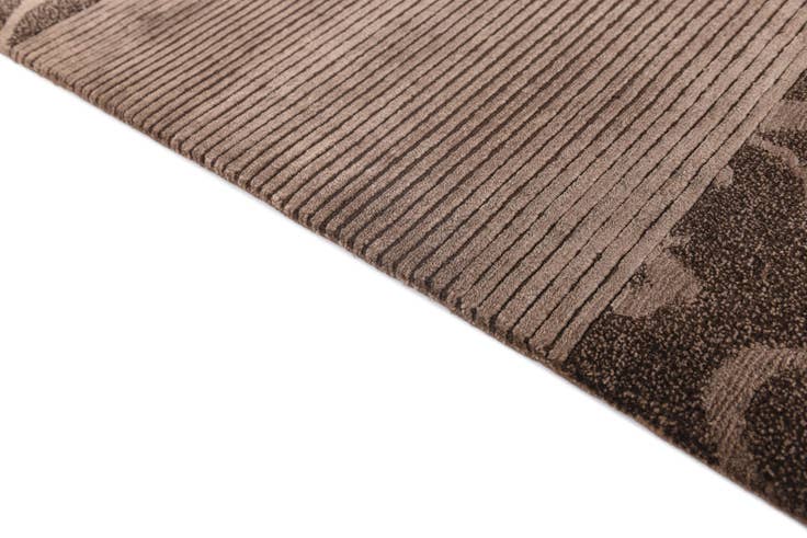 Detail image of 5' 10 x 8' Hand Knotted Darya Wool Rug