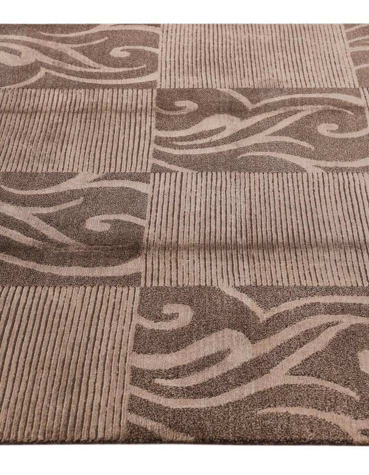 Detail image of 5' 7 x 8'  Hand Knotted Darya Wool Rug