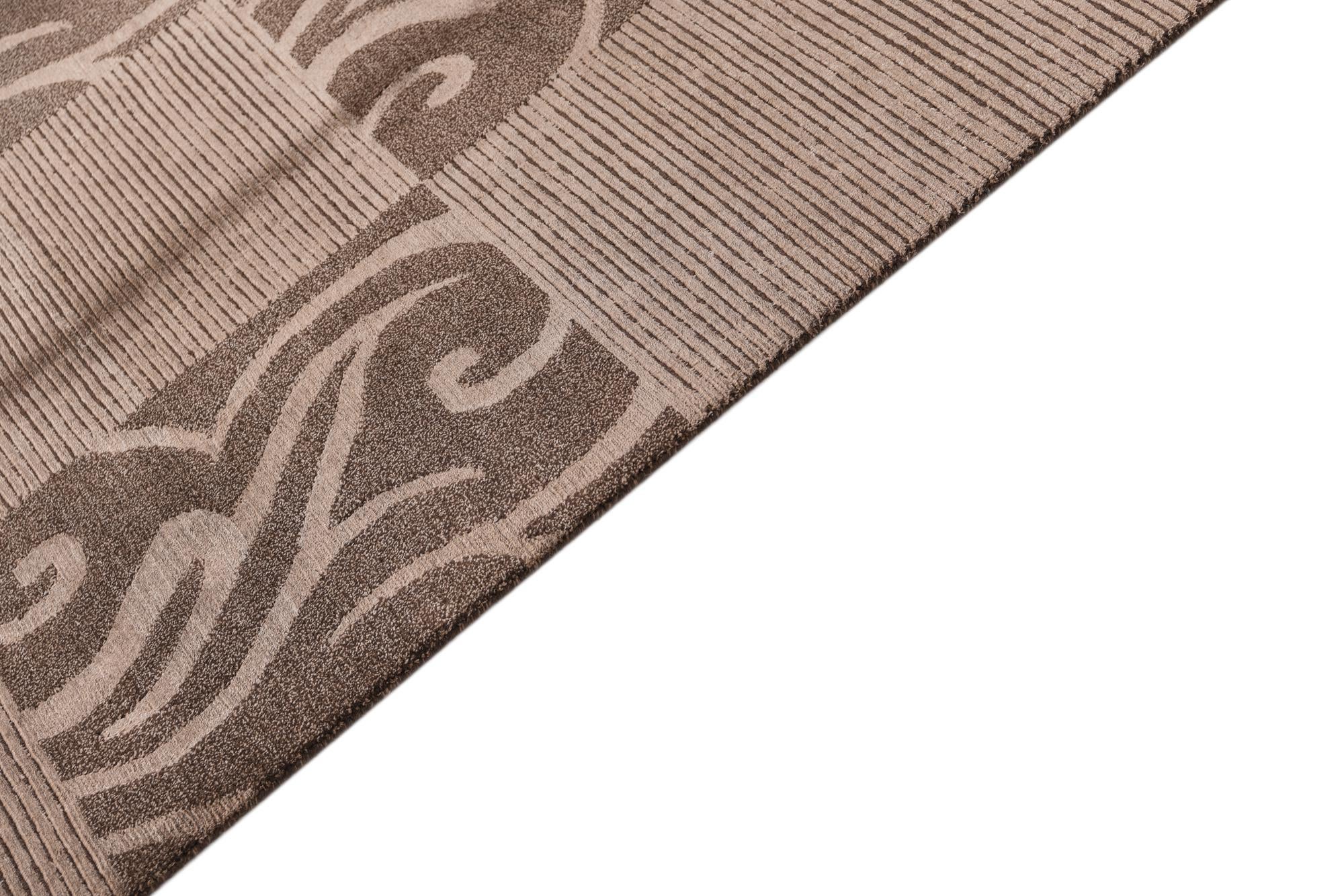 5' 7 x 8' Hand Knotted Darya Wool Rug