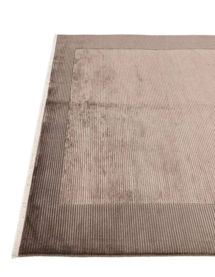 Detail image of 5' 8 x 7' 10  Hand Knotted Darya Wool Rug