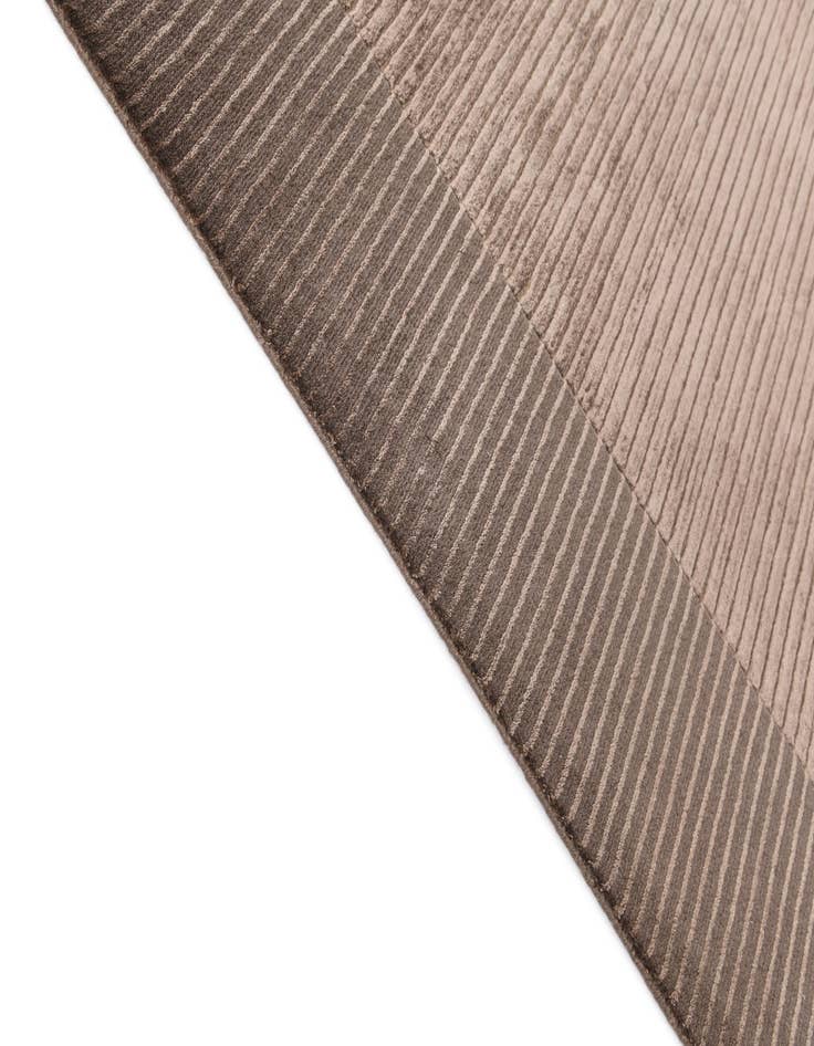 Detail image of 5' 8 x 7' 10  Hand Knotted Darya Wool Rug