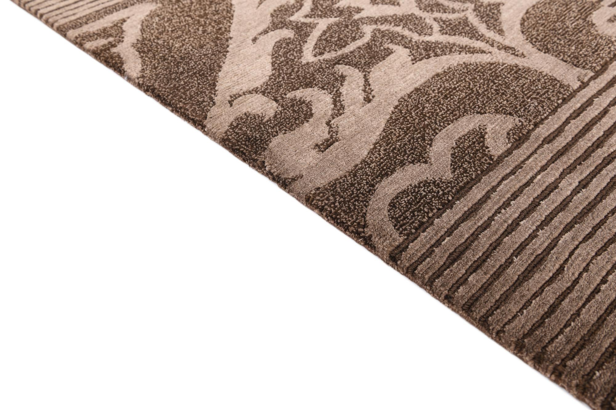 5' 9 x 8' 2 Hand Knotted Darya Wool Rug