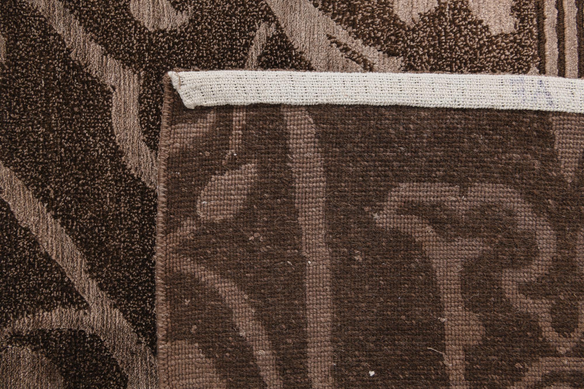 5' 9 x 8' 2 Hand Knotted Darya Wool Rug