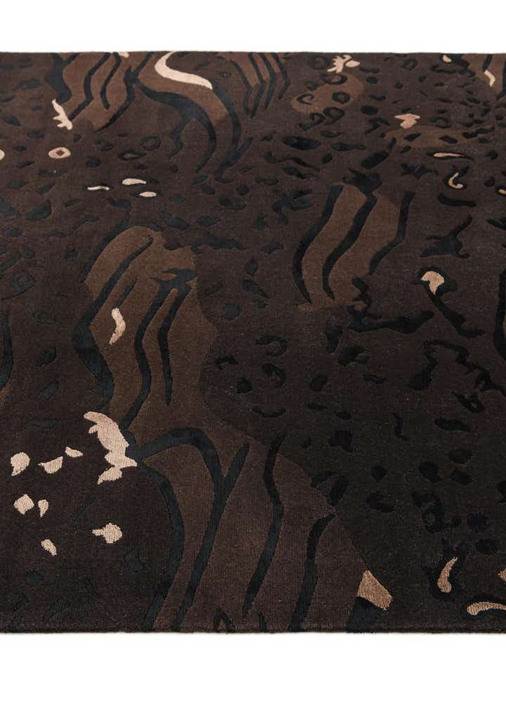5' 7 x 8' Hand Knotted Darya Wool Rug