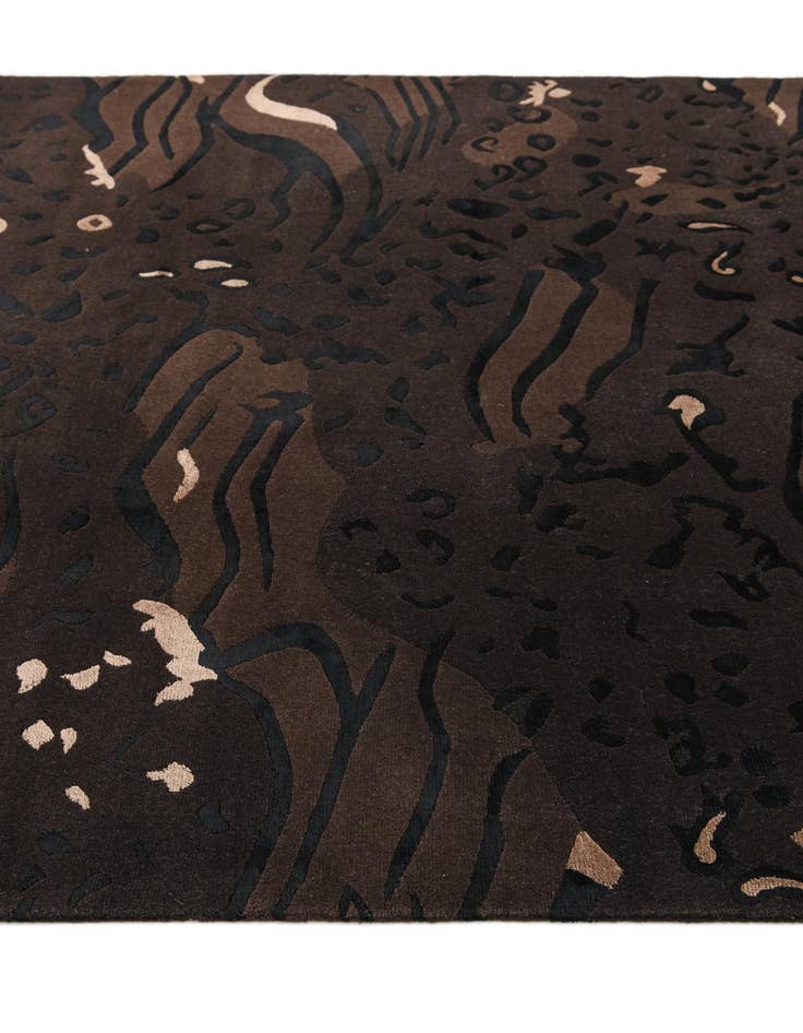 Detail image of 5' 7 x 8'  Hand Knotted Darya Wool Rug