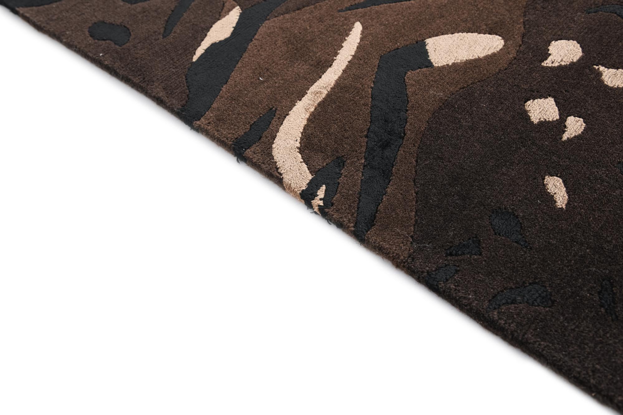 5' 7 x 8' Hand Knotted Darya Wool Rug