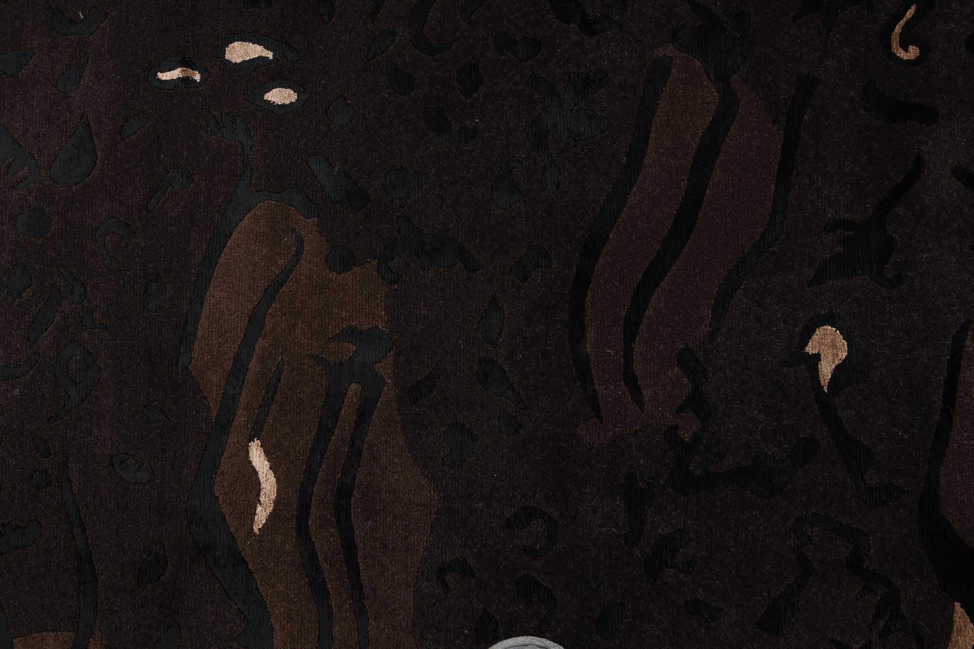 5' 7 x 8' Hand Knotted Darya Wool Rug