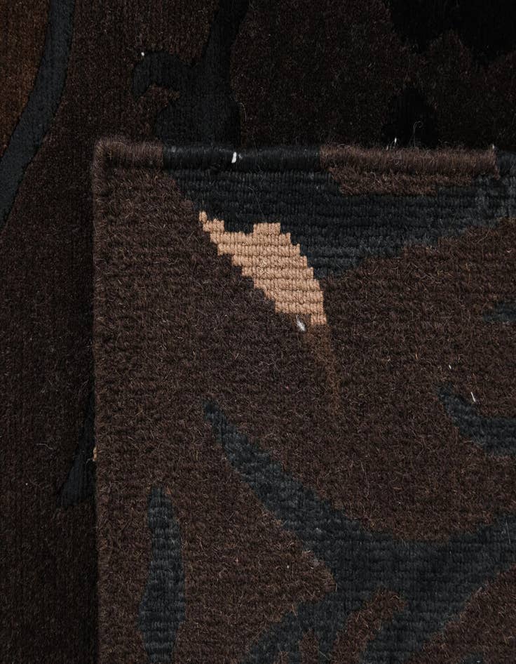 Detail image of 5' 7 x 8'  Hand Knotted Darya Wool Rug