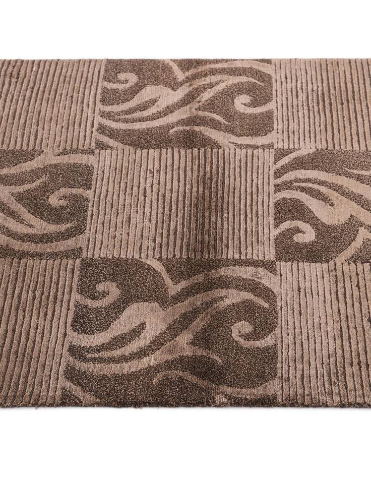 Detail image of 2' 7 x 5' 1  Hand Knotted Darya Wool Rug