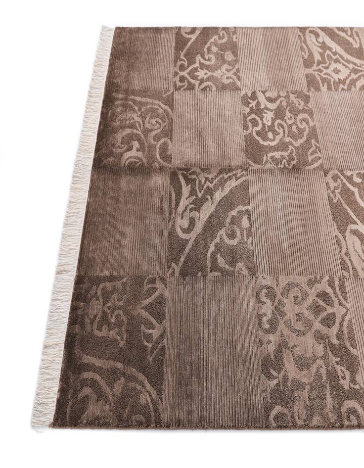 Detail image of 4' 11 x 6' 7  Hand Knotted Darya Wool Rug