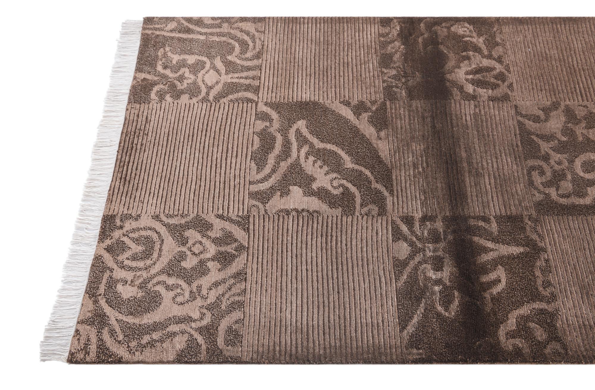 2' 10 x 4' 11 Hand Knotted Darya Wool Rug