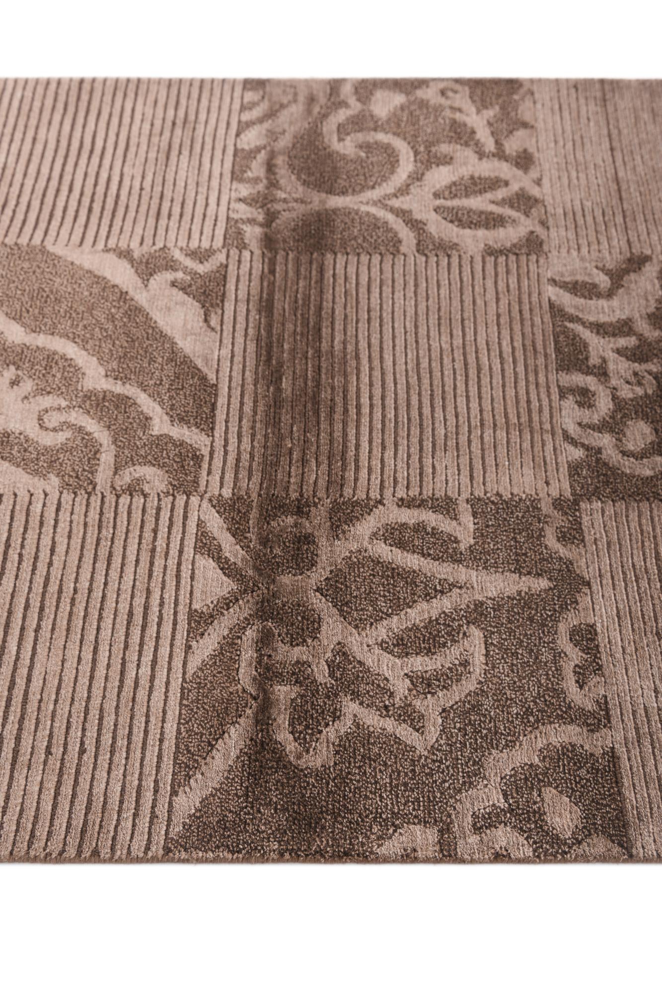2' 7 x 5' Hand Knotted Darya Wool Rug