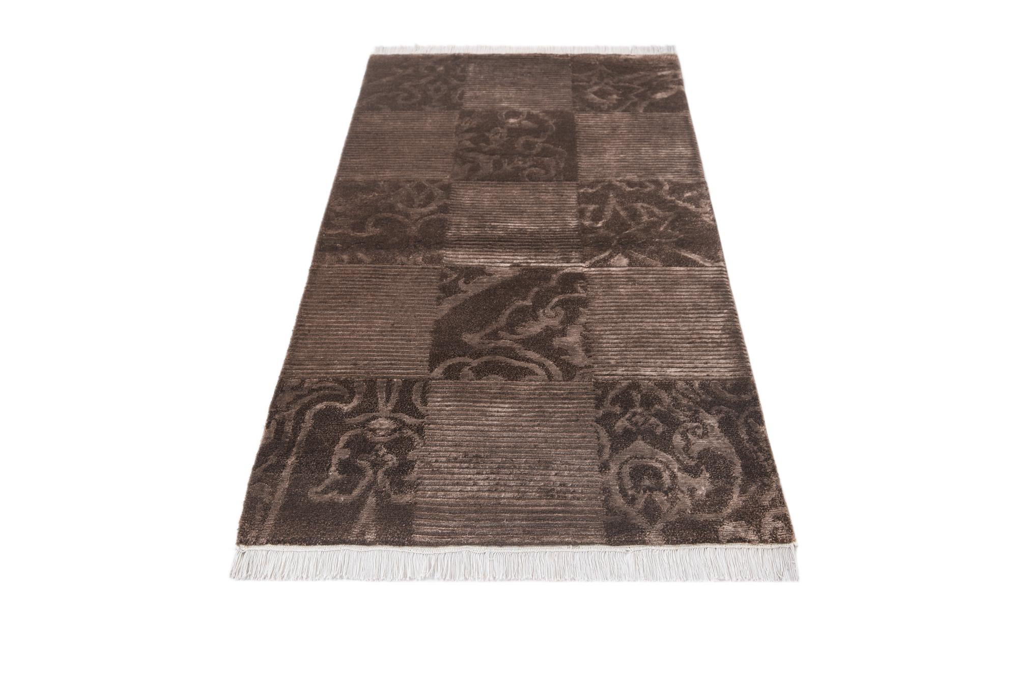 2' 7 x 5' 2 Hand Knotted Darya Wool Rug