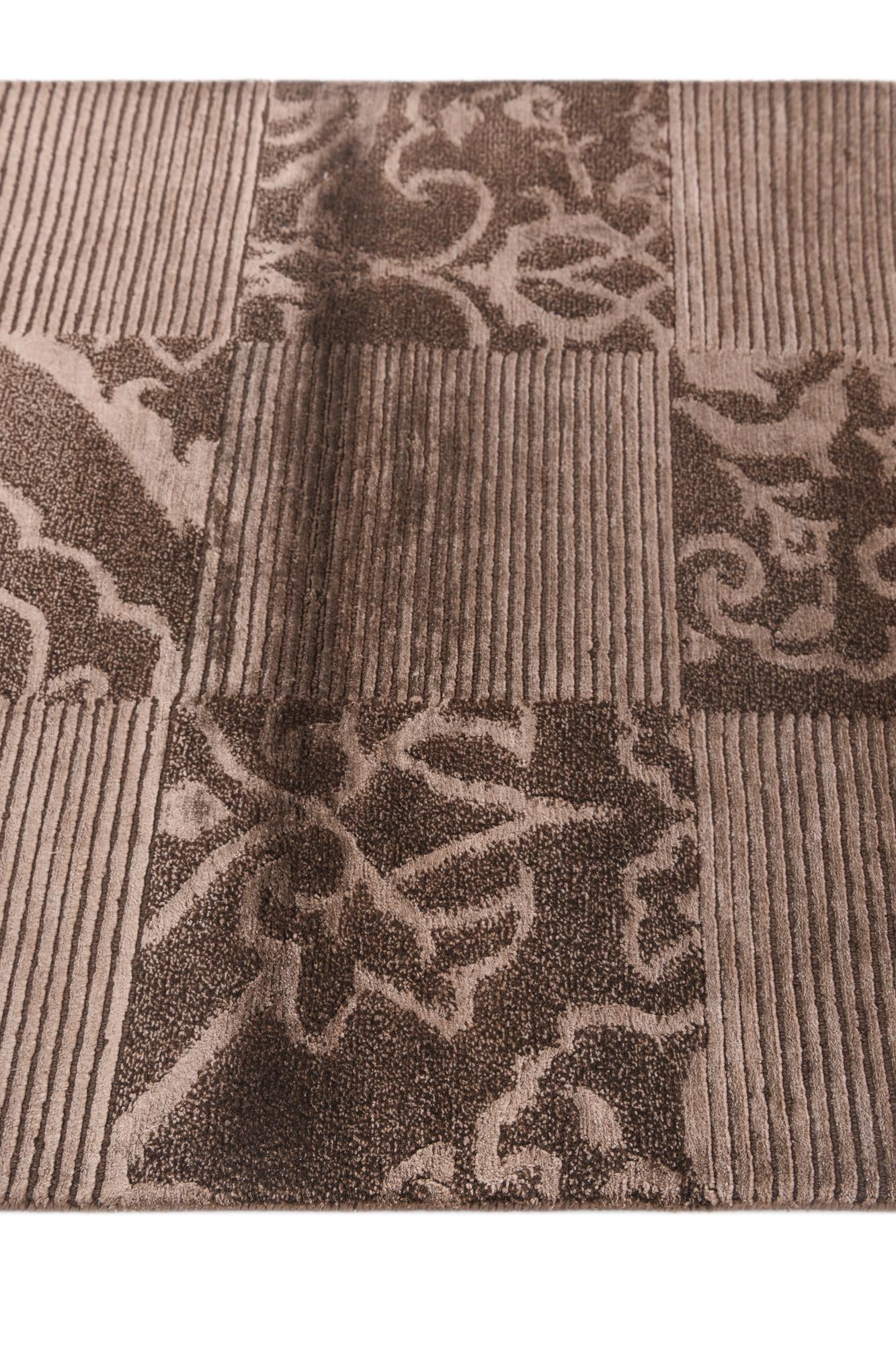 2' 7 x 5' 2 Hand Knotted Darya Wool Rug