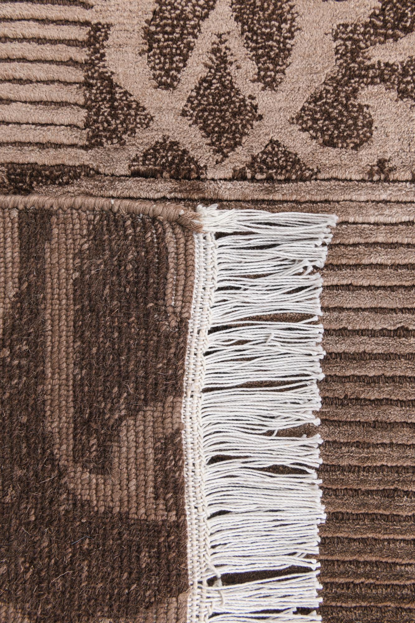 2' 7 x 5' 2 Hand Knotted Darya Wool Rug