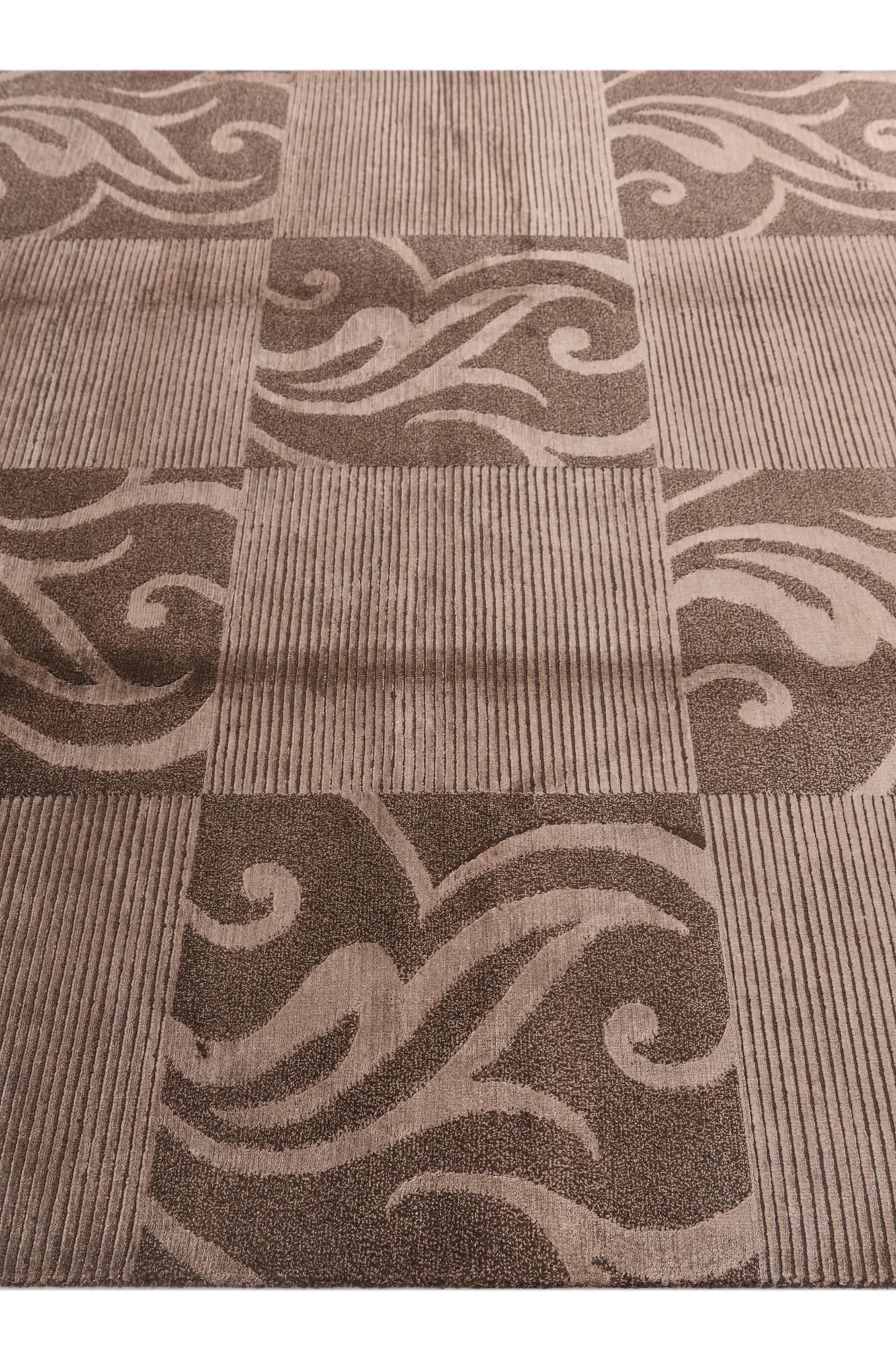 5' 7 x 7' 9 Hand Knotted Darya Wool Rug
