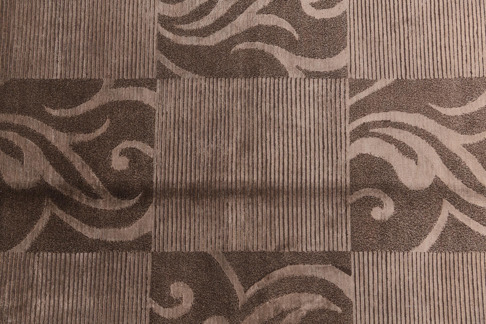 5' 7 x 7' 9 Hand Knotted Darya Wool Rug