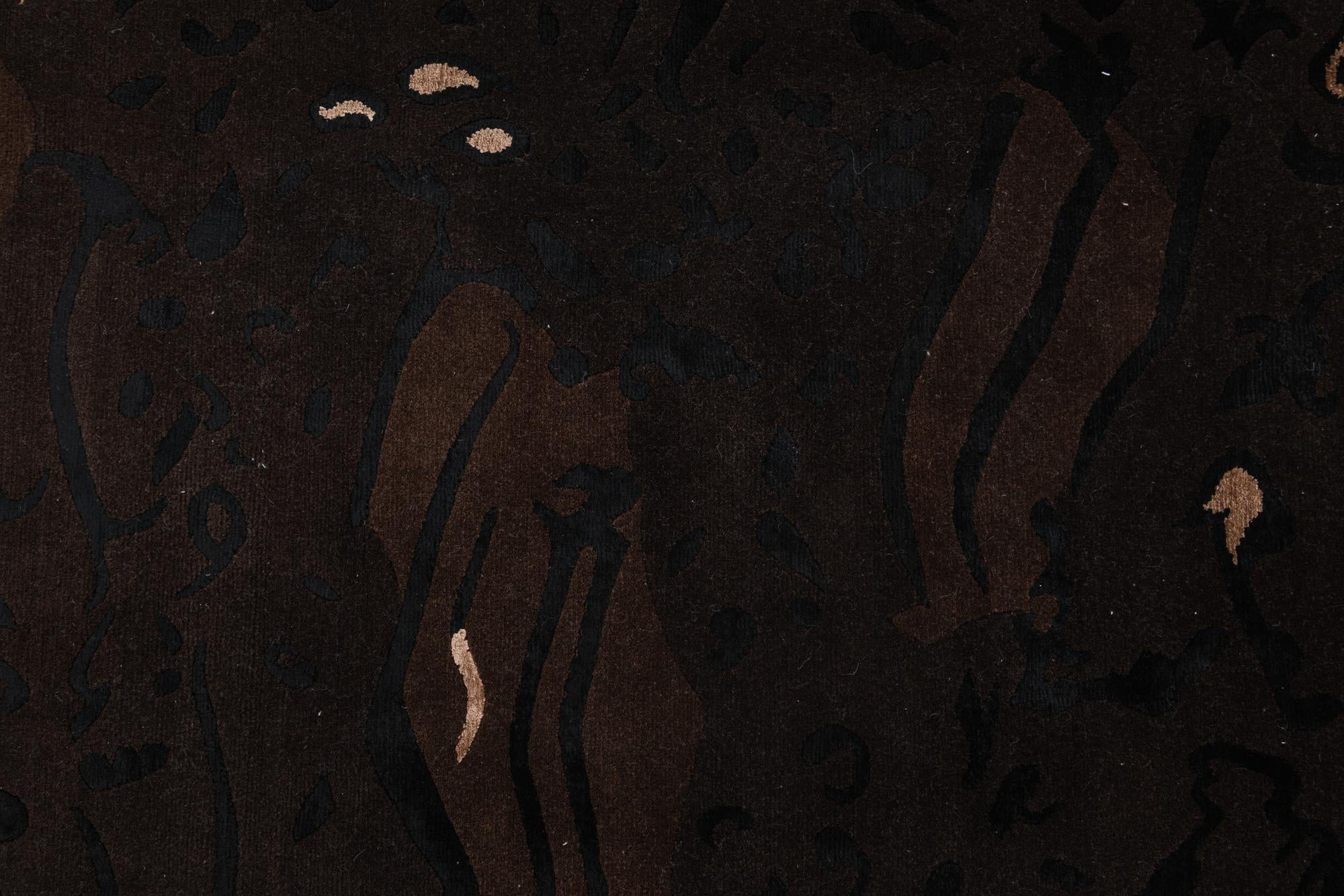 5' 8 x 8' Hand Knotted Darya Wool Rug
