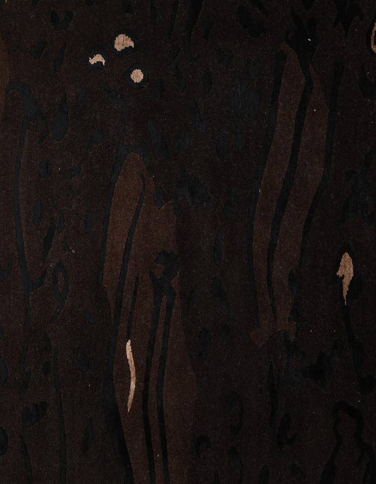 Detail image of 5' 8 x 8'  Hand Knotted Darya Wool Rug