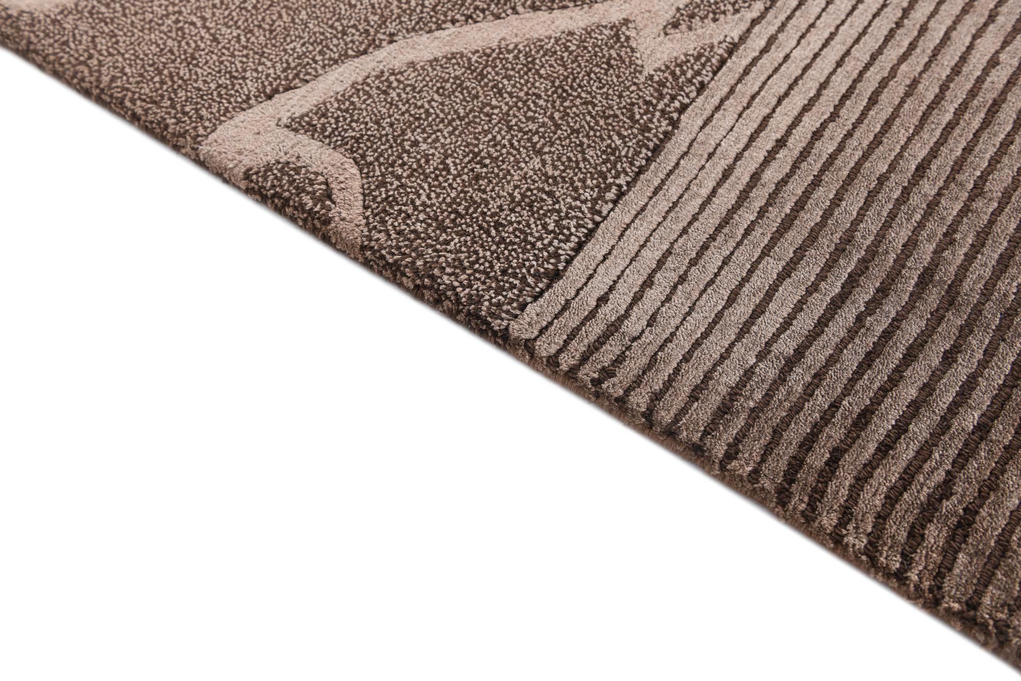 5' 9 x 8' Hand Knotted Darya Wool Rug