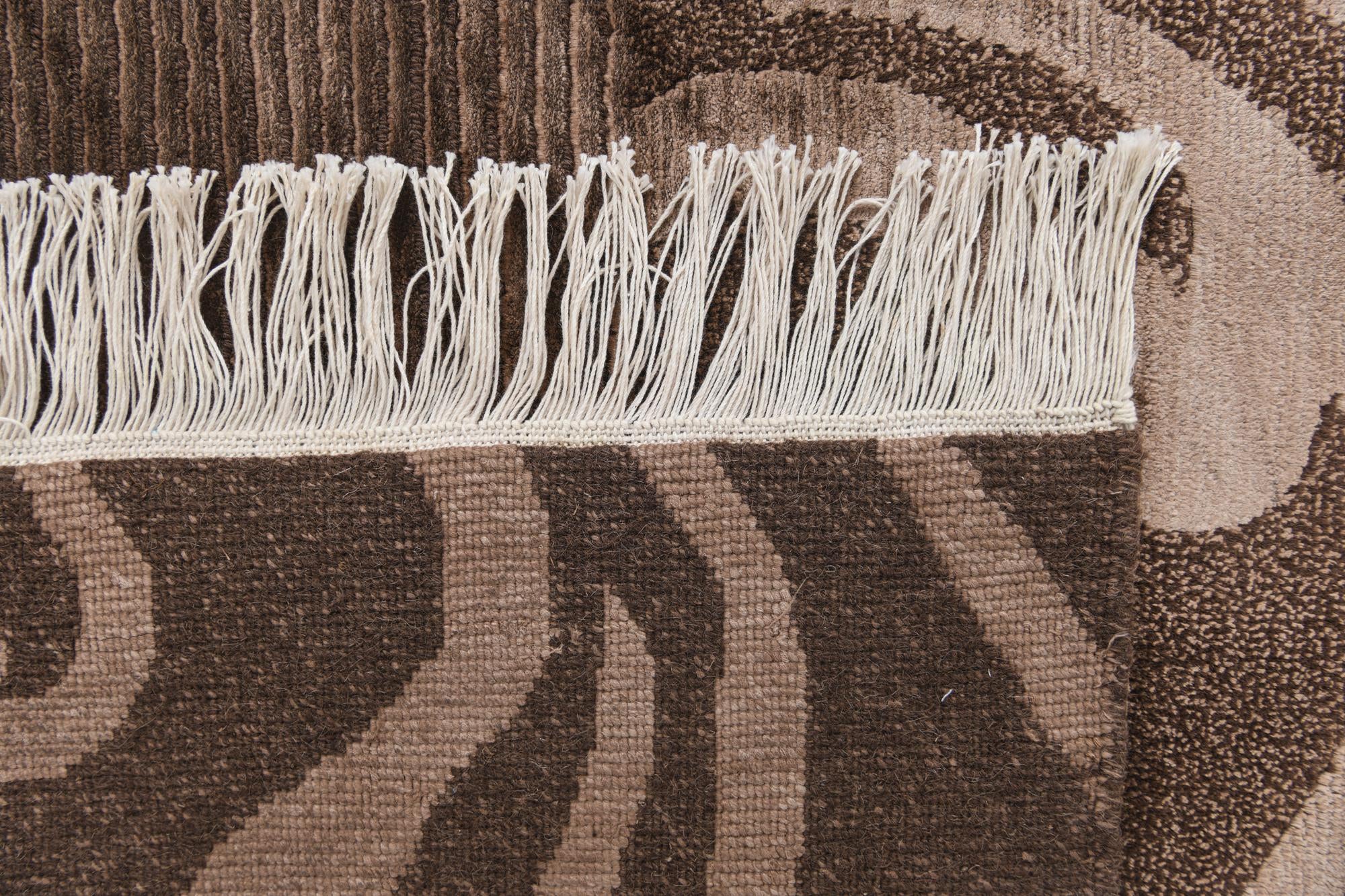 5' 9 x 7' 9 Hand Knotted Darya Wool Rug
