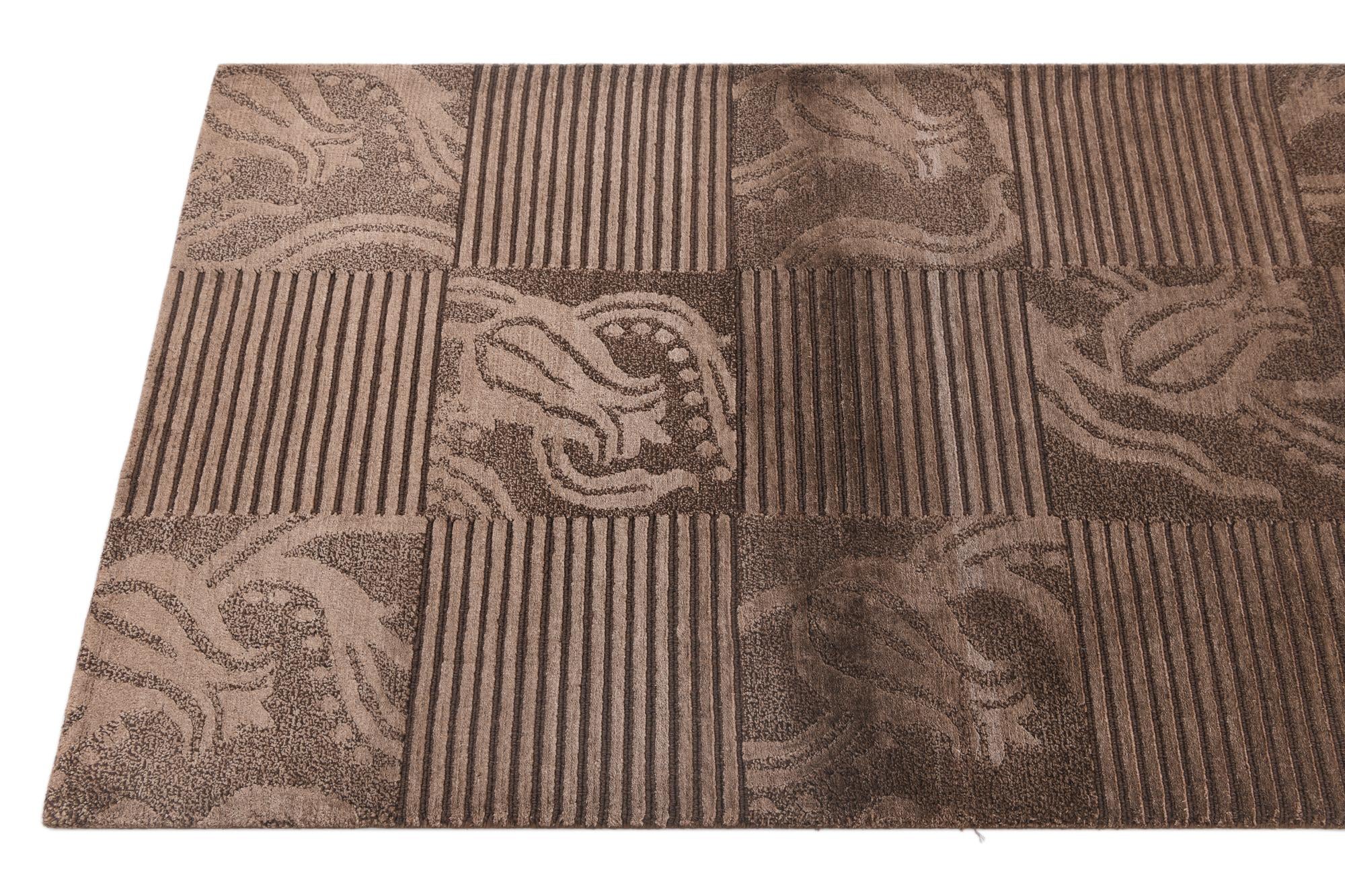 2' 7 x 4' 10 Hand Knotted Darya Wool Rug
