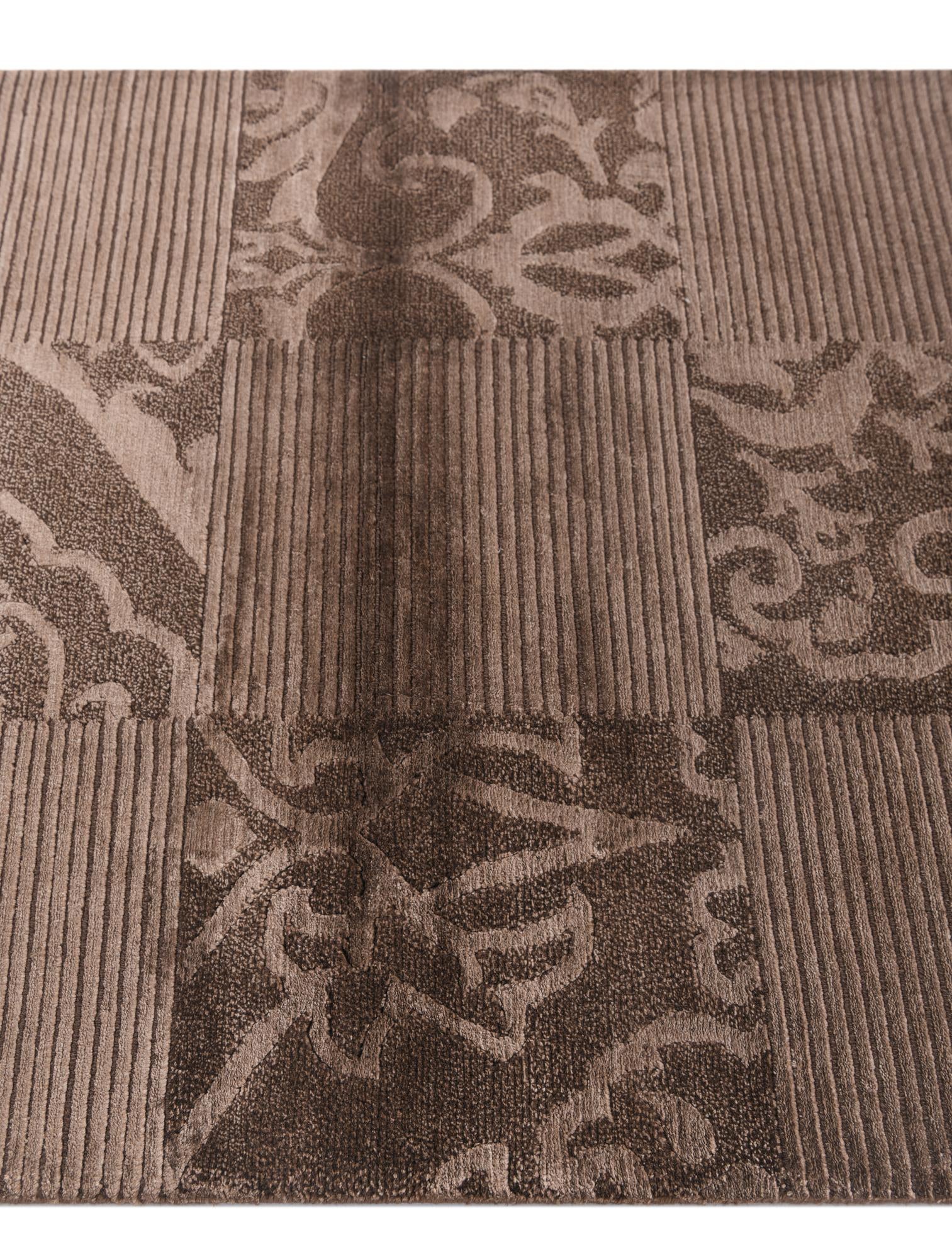 2' 7 x 5' Hand Knotted Darya Wool Rug
