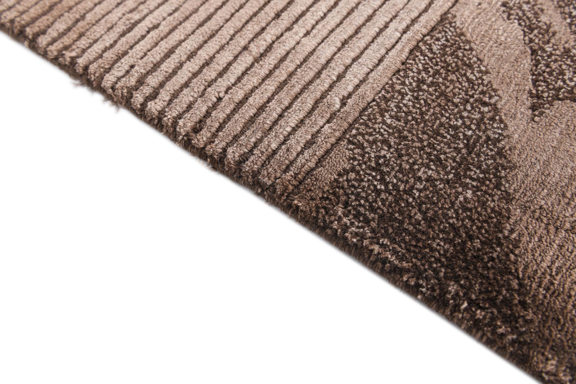 2' 9 x 5' 1 Hand Knotted Darya Wool Rug
