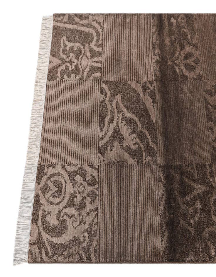 Detail image of 2' 7 x 5'  Hand Knotted Darya Wool Rug