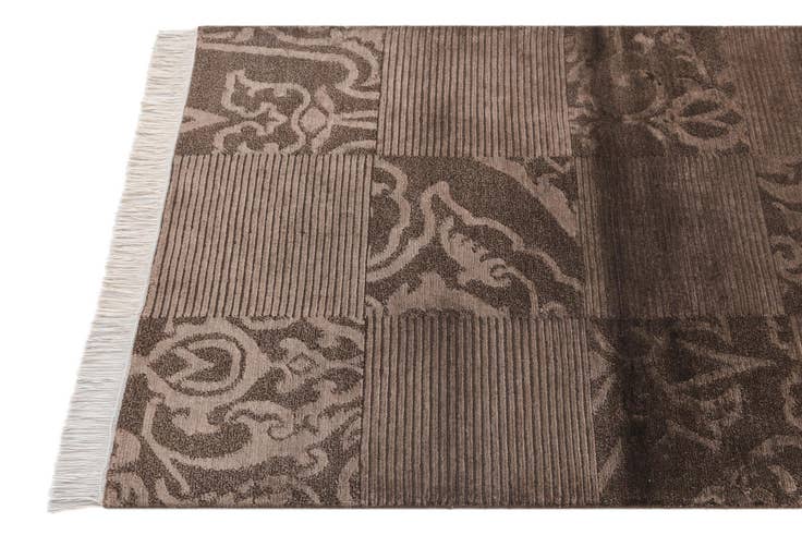 Detail image of 2' 7 x 5' Hand Knotted Darya Wool Rug